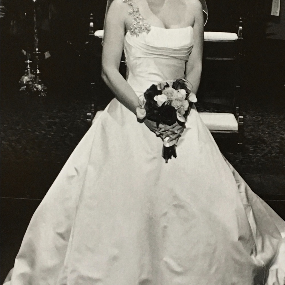 Custom Vera Wang wedding gown